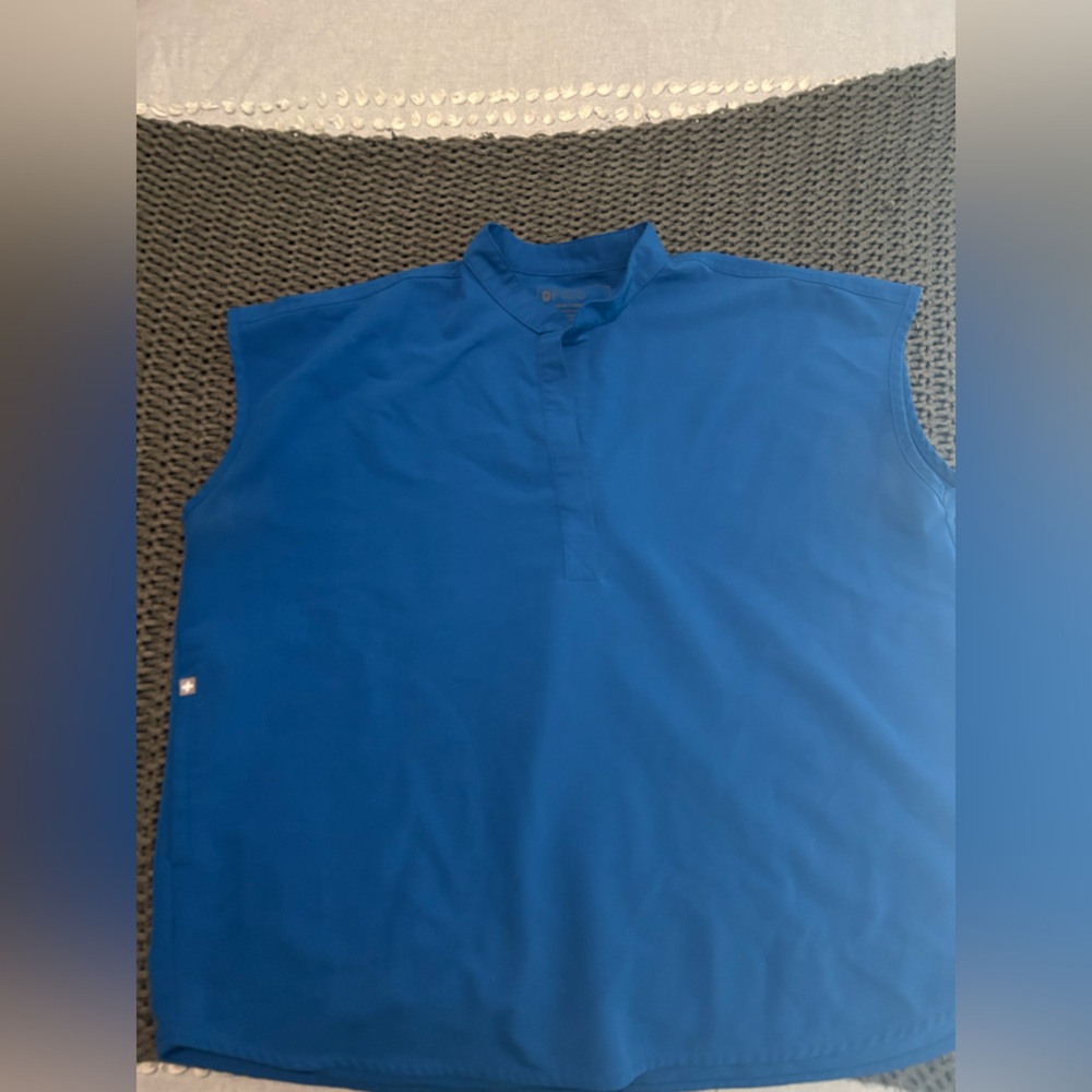 FIGS RAFAELA oversized scrub top L Royal Blue